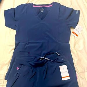 Med couture scrubs (top & bottom) navy blue size small